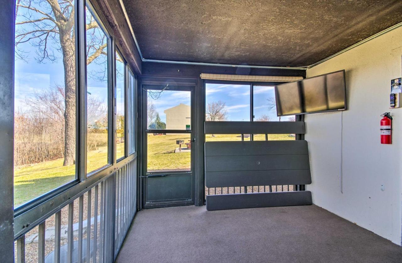 Ozarks Vacation Rental Condo With Lake View! Esterno foto