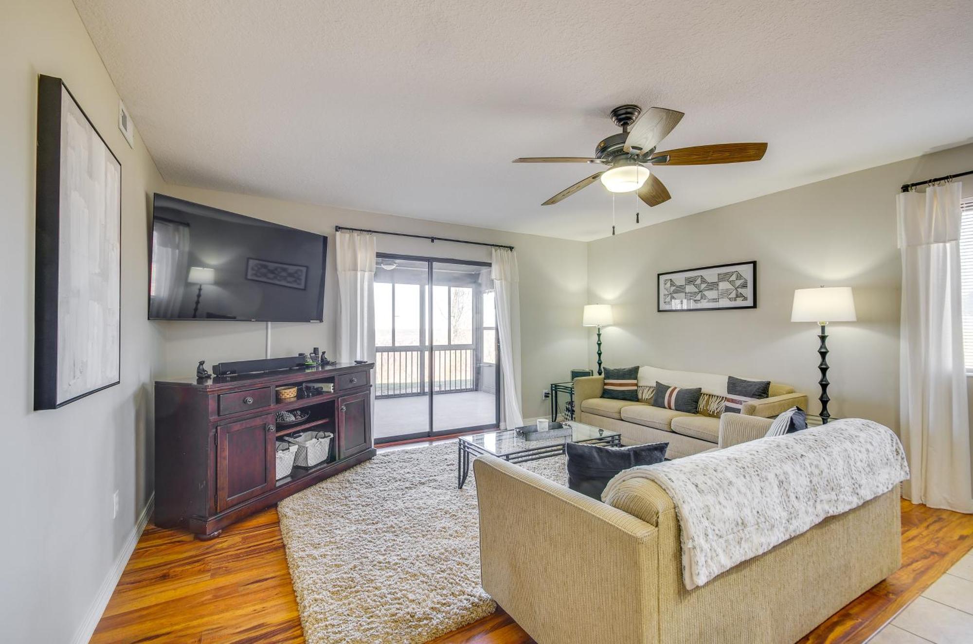 Ozarks Vacation Rental Condo With Lake View! Esterno foto